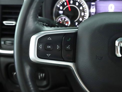 Used 2022 RAM 1500 Big Horn AWD/4WD image 10
