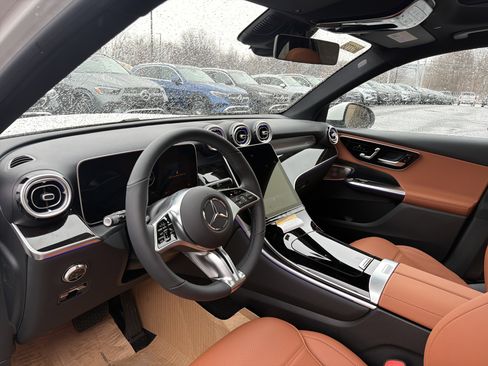 New 2026 Mercedes-Benz GLC 300 4MATIC image 9