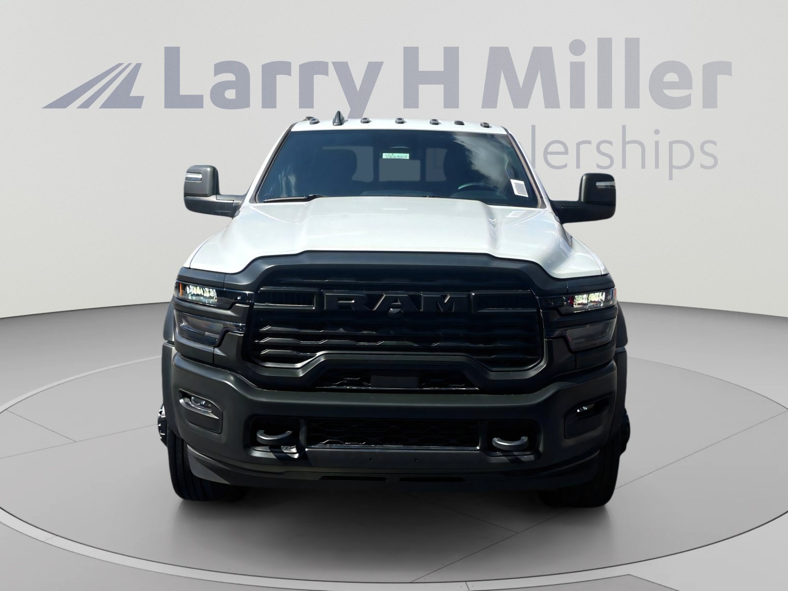 New 2026 RAM 5500 Tradesman AWD/4WD image 8