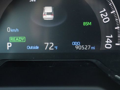 Used 2024 Toyota RAV4 XLE Premium image 30