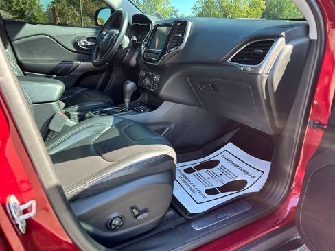 Used 2019 Jeep Cherokee Limited FWD image 49