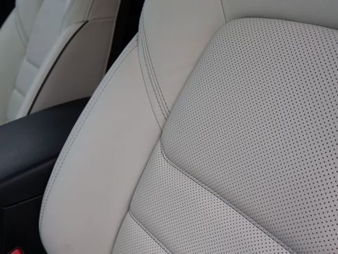 Used 2025 MAZDA CX-5 AWD 2.5 S w/ Preferred Package image 8