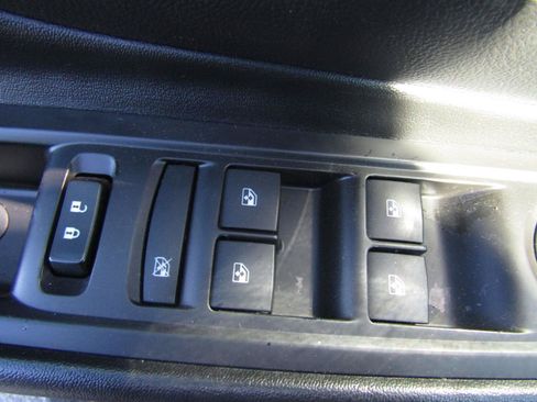 Used 2019 Buick Encore Preferred AWD/4WD image 11