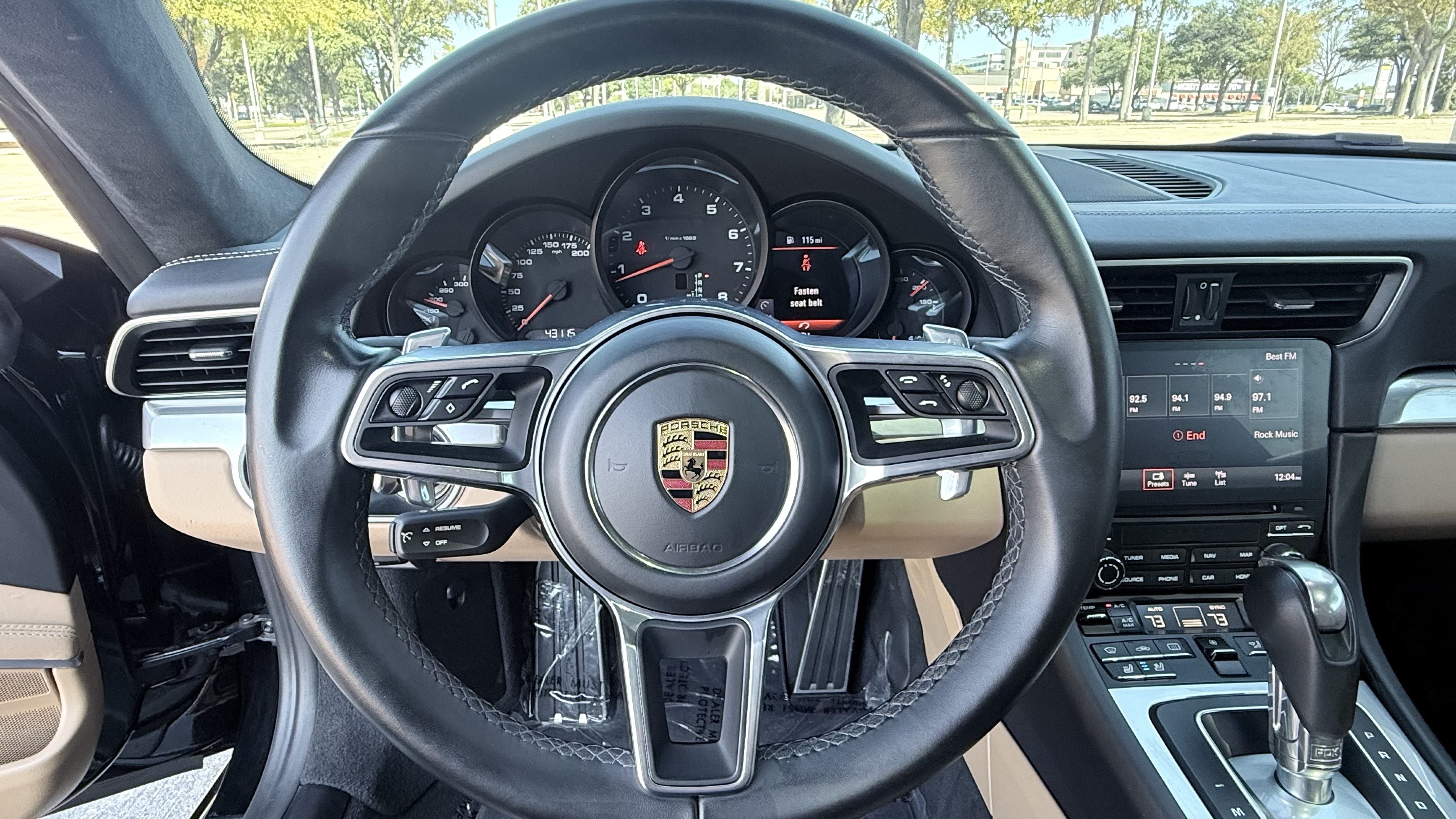 Used 2018 Porsche 911 Carrera image 4