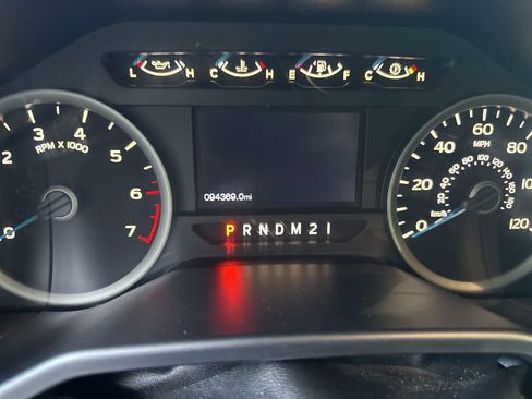 Used 2016 Ford F150 XLT w/ Equipment Group 301A Mid image 13