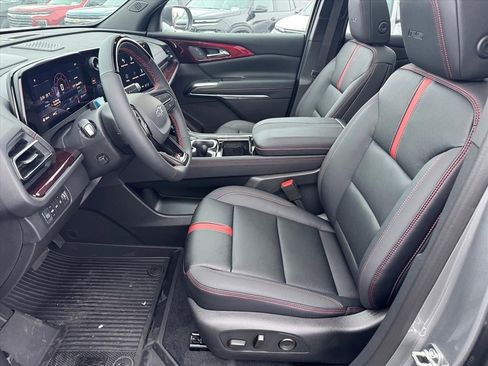 New 2026 Chevrolet Traverse RS w/ LPO, Floor Liner Package image 5