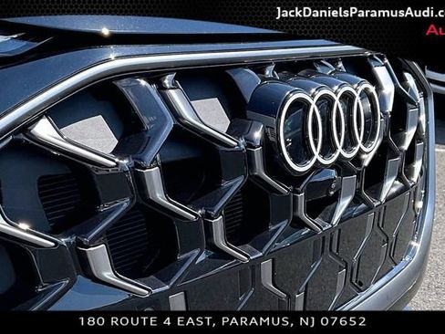 Used 2025 Audi Q5 Premium Plus w/ Premium Plus AWD/4WD image 20