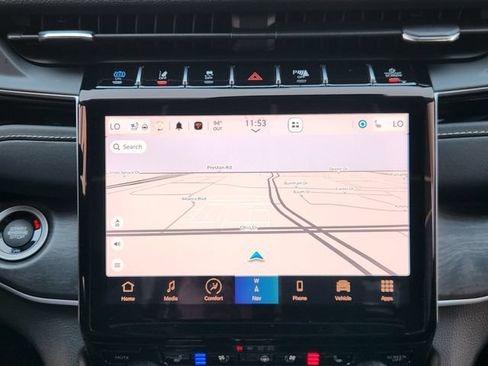 Certified 2023 Jeep Grand Cherokee 4WD 4xe w/ Luxury Tech Group II image 17