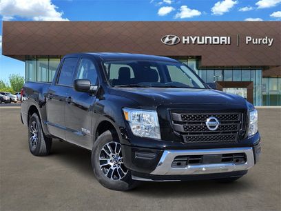 Used 2022 Nissan Titan SV