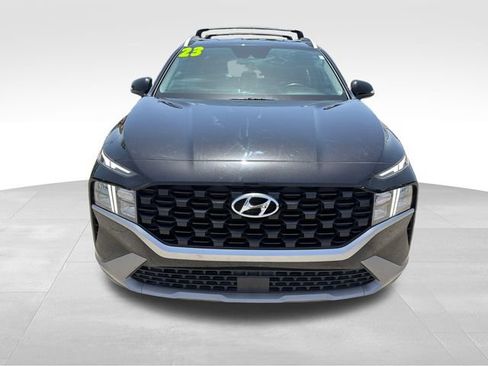 Used 2023 Hyundai Santa Fe SEL FWD image 2