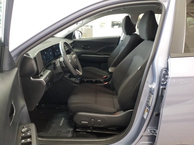 Used 2024 Hyundai Kona SEL FWD image 13