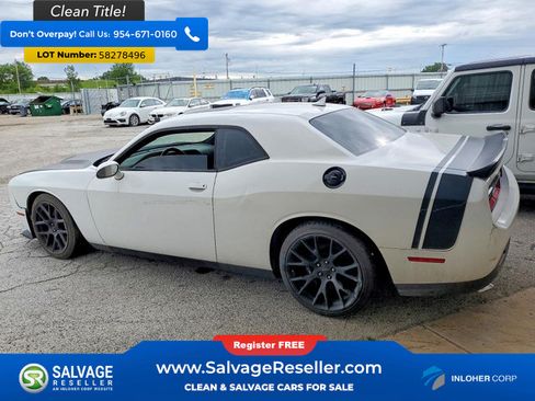 Used 2016 Dodge Challenger R/T Scat Pack w/ Leather Interior Group RWD image 3