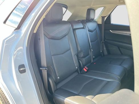 Used 2019 Cadillac XT5 Luxury image 26