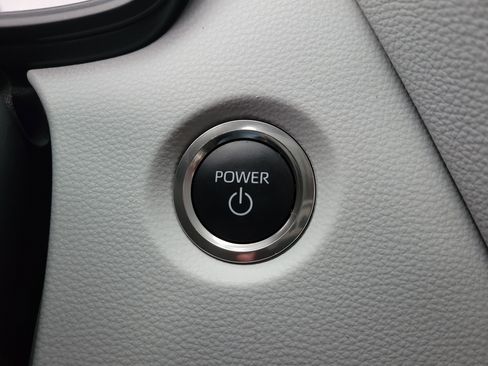 Certified 2024 Toyota Corolla SE w/ Convenience Package image 29