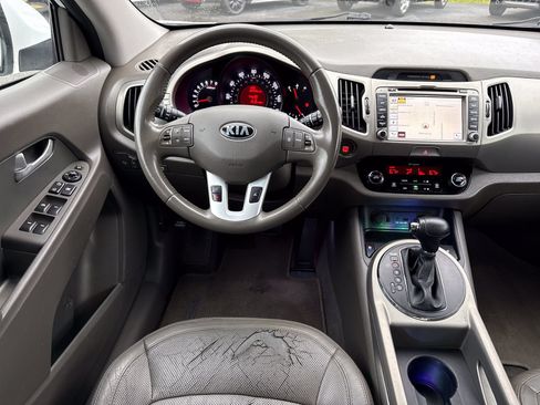 Used 2013 Kia Sportage EX w/ EX Premium Pkg FWD image 12