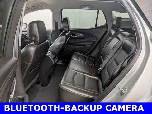 Used 2018 GMC Terrain SLT image 17