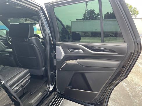 Used 2024 Cadillac Escalade V w/ LPO, ONYX Package AWD/4WD image 26