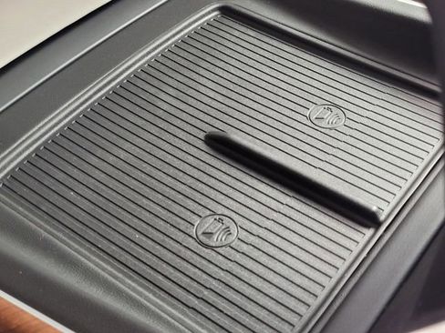 New 2026 Cadillac Vistiq Sport w/ LPO, Floor Liner Package image 17