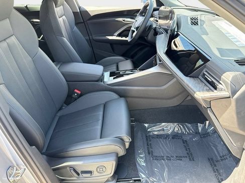 Used 2025 Audi Q5 Premium Plus w/ Premium Plus AWD/4WD image 10