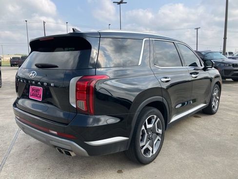 Used 2024 Hyundai Palisade SEL w/ Premium Package FWD image 7