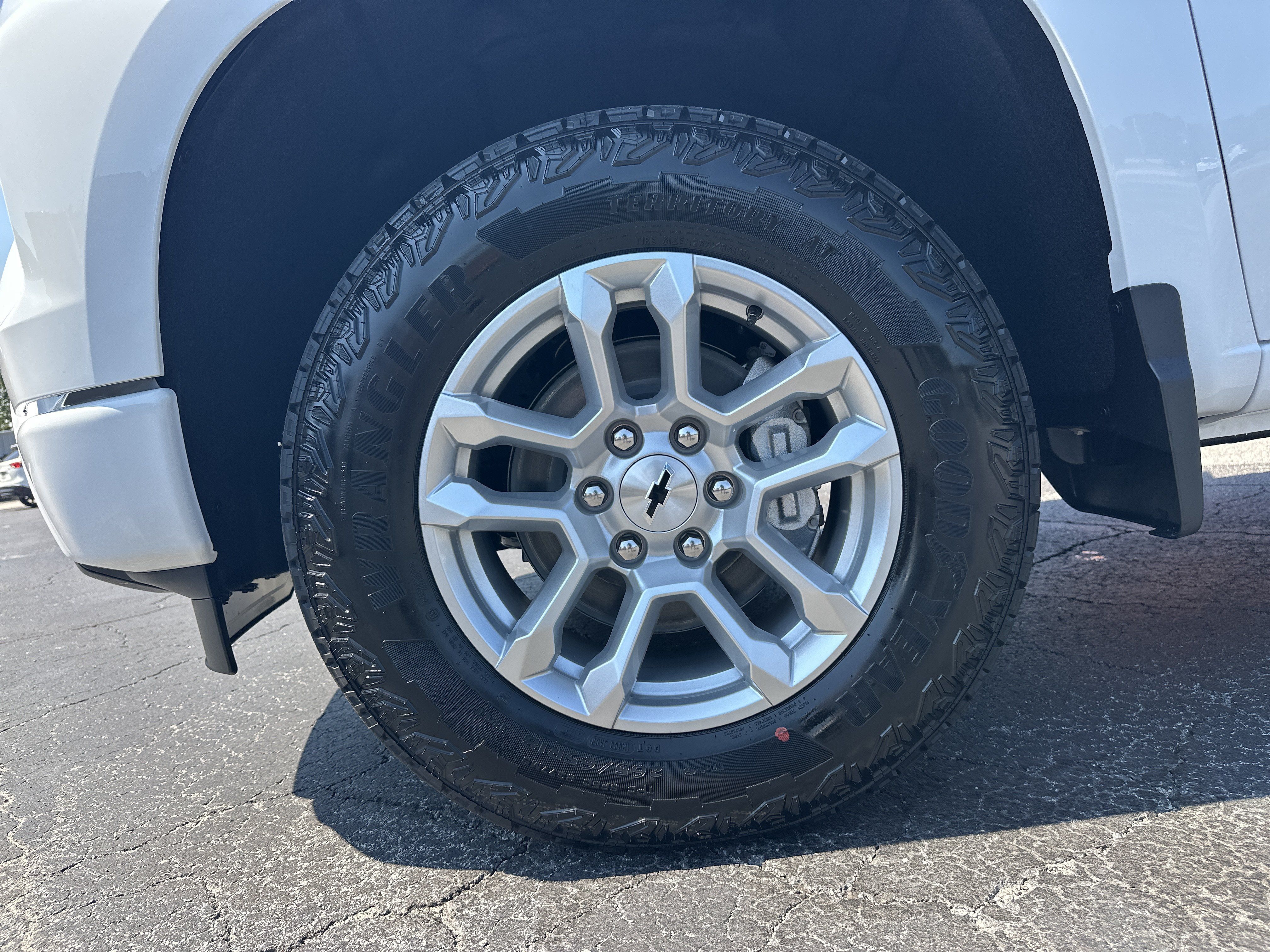 New 2026 Chevrolet Silverado 1500 RST AWD/4WD image 13