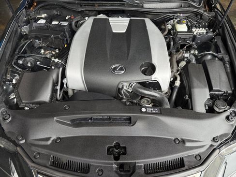 Used 2017 Lexus IS 350 image 18