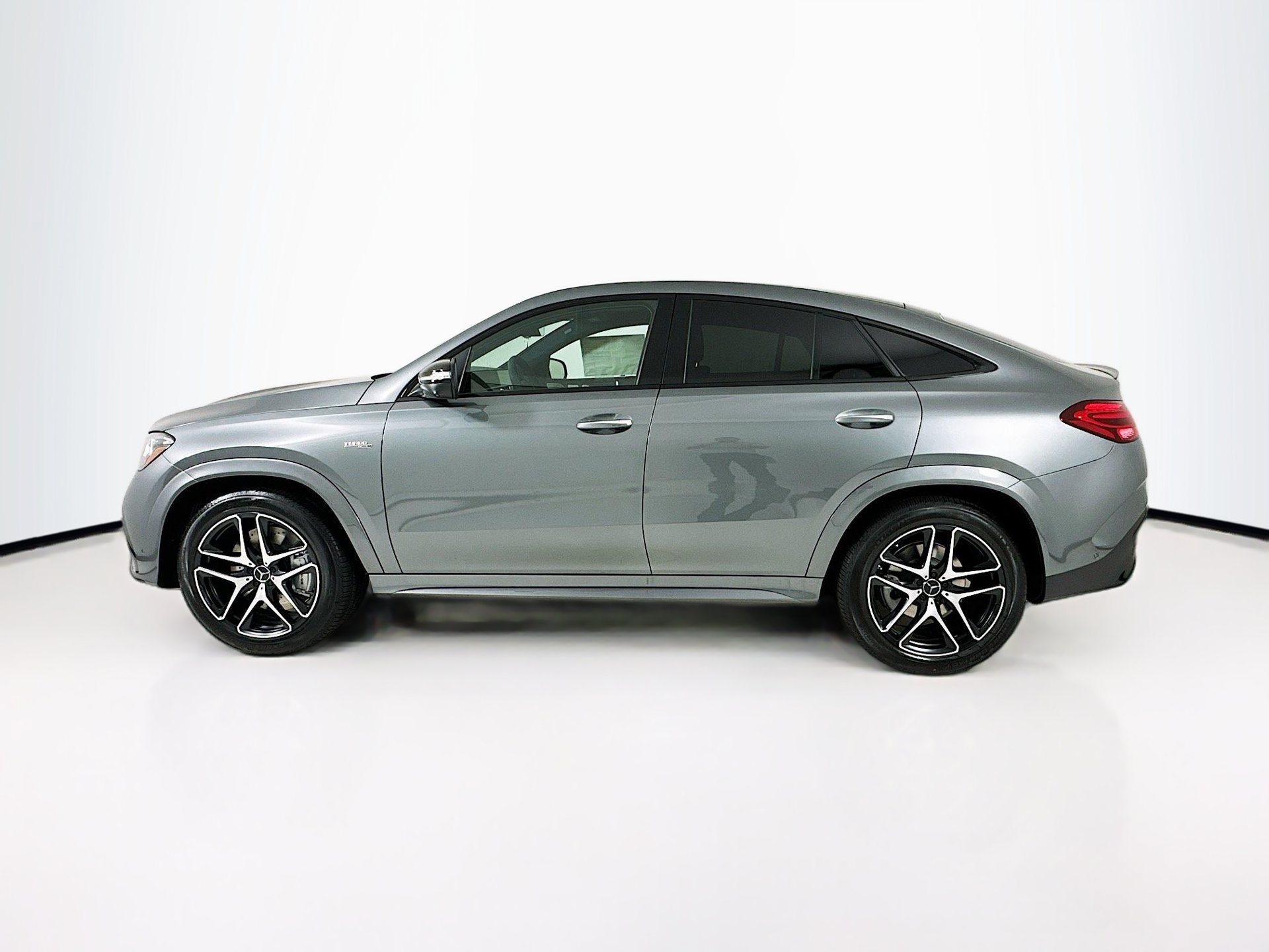 New 2026 Mercedes-Benz GLE 53 AMG 4MATIC Coupe image 5