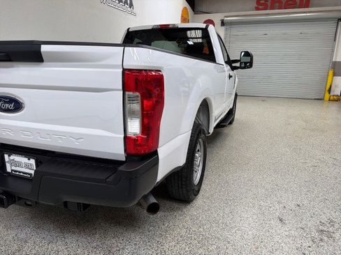 Used 2019 Ford F250 XL image 28