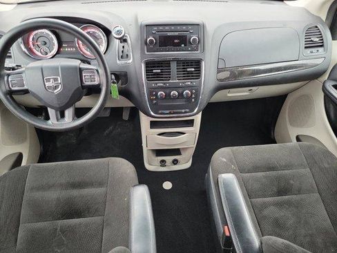 Used 2016 Dodge Grand Caravan SE w/ Quick Order Package 29E SE image 13