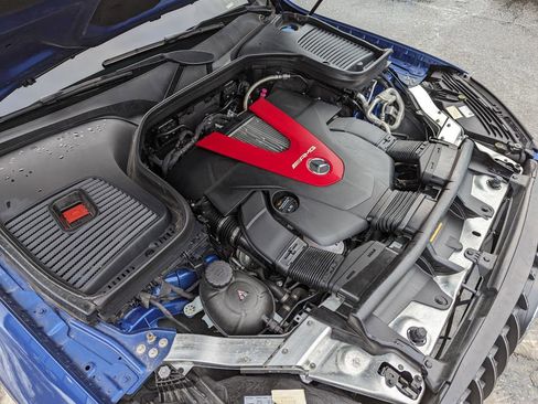 Used 2022 Mercedes-Benz GLC 43 AMG 4MATIC w/ Multimedia Package Lite image 46