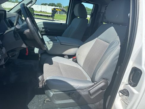Used 2014 Ford F250 XL w/ Power Equipment Group AWD/4WD image 14