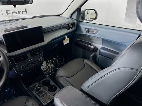 New 2026 Ford Maverick Lariat w/ Black Appearance Package image 28