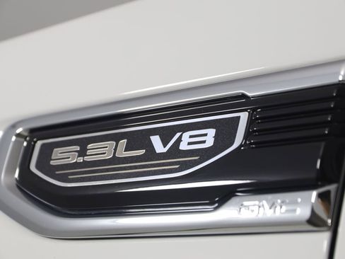 Used 2023 GMC Sierra 1500 SLT w/ SLT Convenience Package image 28