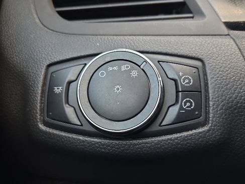 Used 2013 Ford Edge SE FWD image 20