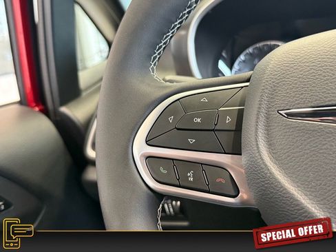 New 2026 Chrysler Pacifica Select image 12