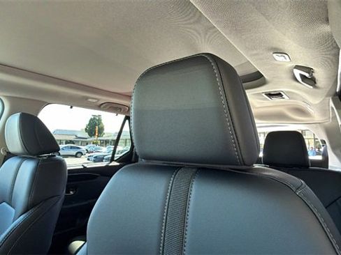 New 2025 Honda Pilot Touring image 22