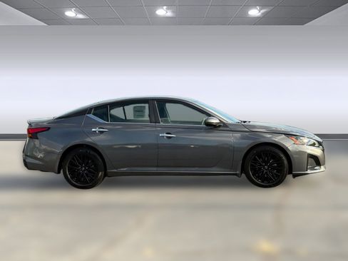 New 2025 Nissan Altima 2.5 SV w/ SV Special Edition Package image 7