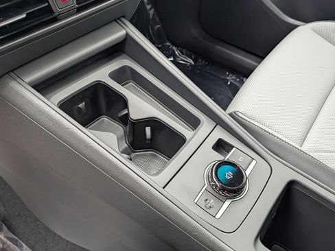 New 2026 Volkswagen Tiguan SE AWD/4WD image 9