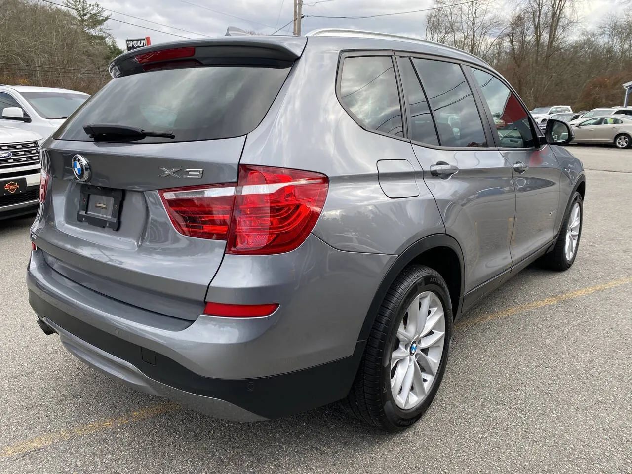 Used 2017 BMW X3 xDrive28i AWD/4WD image 4