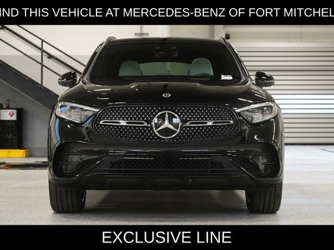 Used 2025 Mercedes-Benz GLC 350e 4MATIC image 3