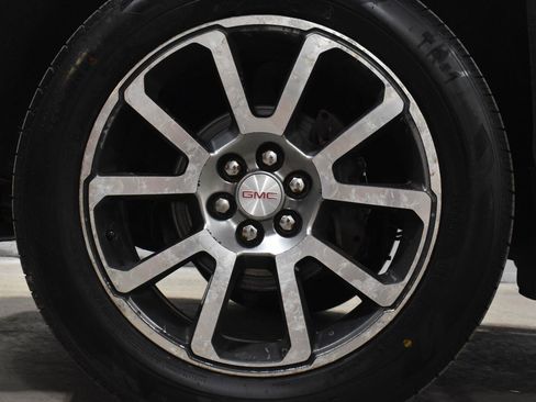 Used 2017 GMC Canyon Denali AWD/4WD image 32