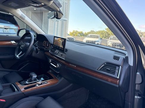Used 2022 Audi Q5 2.0T Prestige AWD/4WD image 15