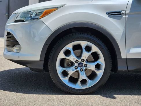 Used 2015 Ford Escape Titanium w/ Equipment Group 301A AWD/4WD image 8