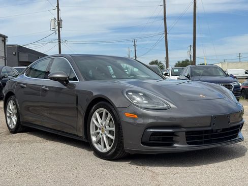 Used 2018 Porsche Panamera 4S AWD/4WD image 9
