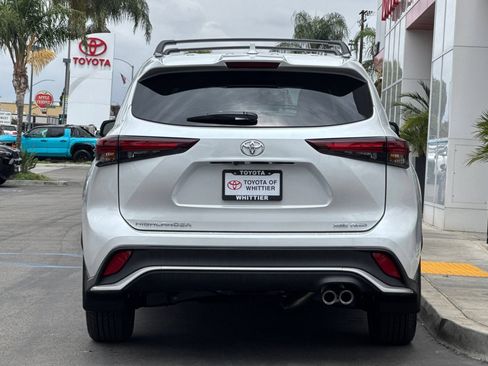 Used 2026 Toyota Highlander XSE AWD/4WD image 6