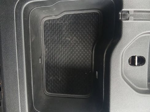 Used 2022 RAM 1500 Big Horn AWD/4WD image 29