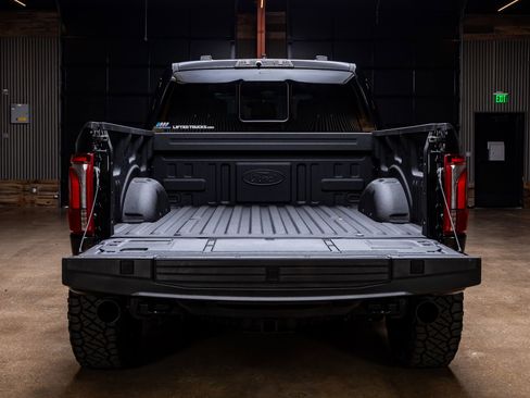 Used 2025 Ford F150 Raptor image 9