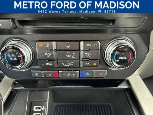 Used 2018 Ford F150 Lariat w/ Equipment Group 502A Luxury AWD/4WD image 24