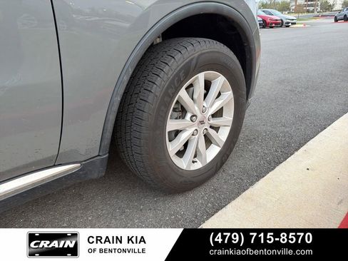 Used 2019 Dodge Durango SXT image 6
