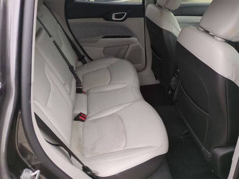 Certified 2022 Jeep Compass Latitude image 20